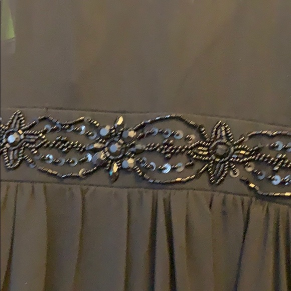 Elegant black gown - Picture 3 of 7